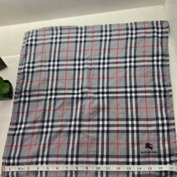 Burberry scarf - gray and blue square 17 1/2 by 17 1/2 cotton - Picture 6 of 7
